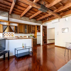 https://appartamento-roma-centro-ii.it-romehotels.com